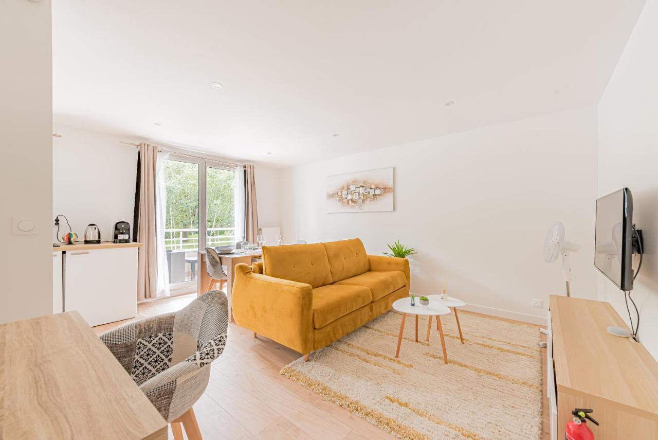 Le Petit Cozy Home - Mayvenn Сен-Тибо-де-Вин Екстериор снимка